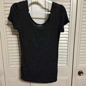 Women’s Wet Seal Short sleeve gray shirt size medium